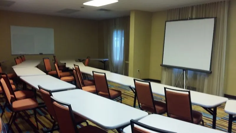 Fairfield Inn Orlando Airport 3*,