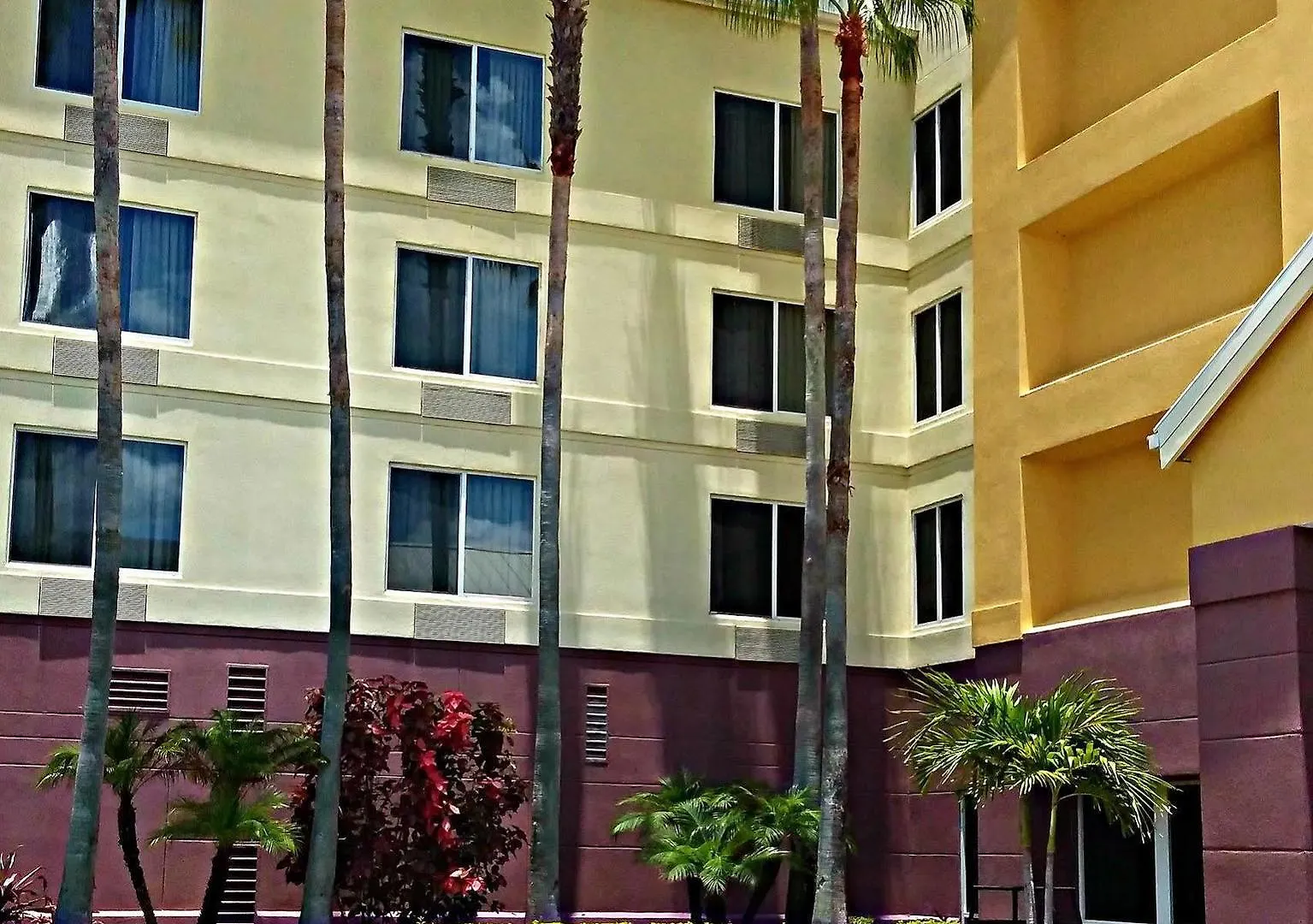 Fairfield Inn Orlando Airport Hotel